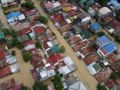 Aid for Philippine Storm Paeng Victims